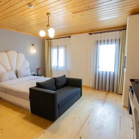 Mai Inci Pera Hotel