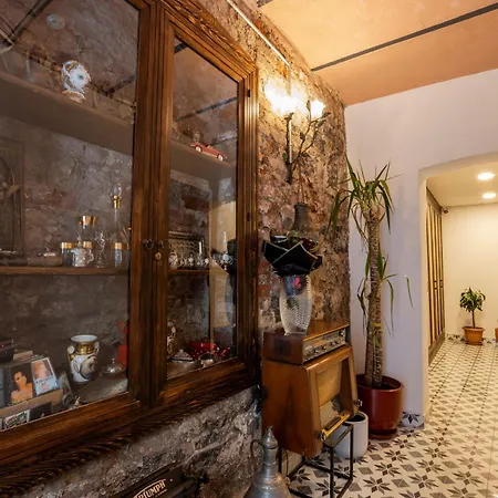 Mai Inci Pera Hotel