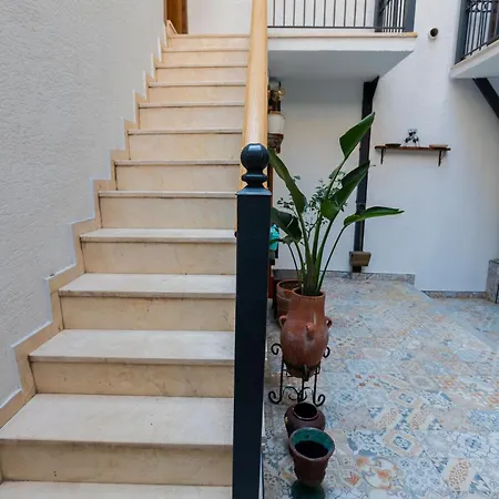 Mai Inci Pera Hotel
