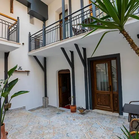 Mai Inci Pera Hotel *