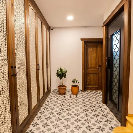 Mai Inci Pera Istanbul