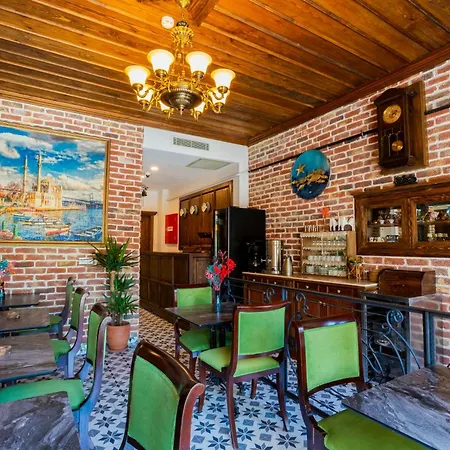 Mai Inci Pera Hotel